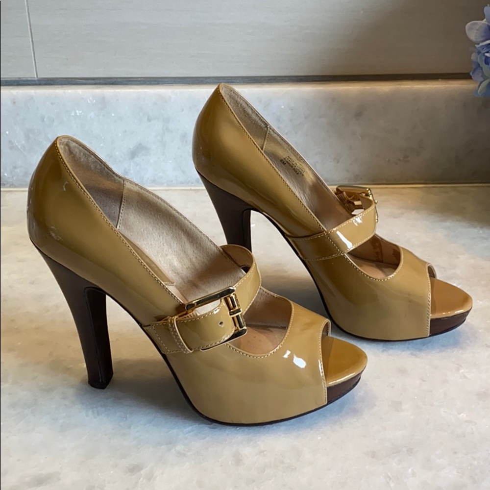Michael by Michael Kors Nude Heels